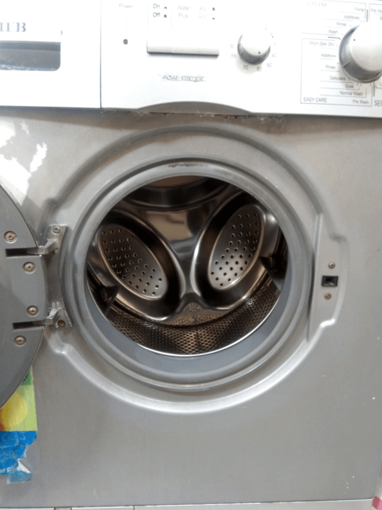Difference Between Front Load and Top Load Washing Machines